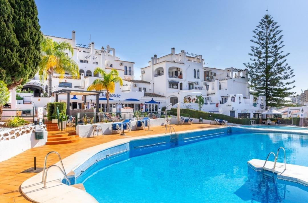 Apartamento Maika Benalsun Pueblo Evita Benalmadena Ngoại thất bức ảnh